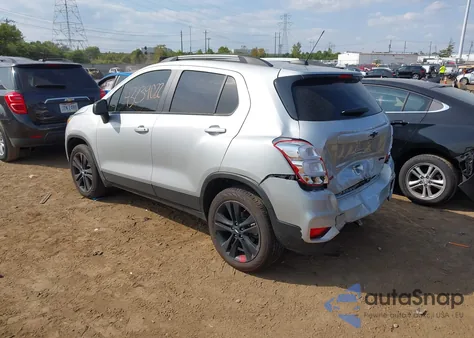 2022 Chevrolet Trax Awd Lt z USA, uszkodzony, nr VIN KL7CJPSM2NB543734
